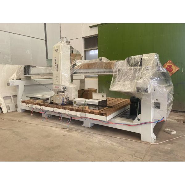 ZEUS 4+3 AXIS CNC CUTTING SAW 15KW+7.5KW 3200*2000MM CUT 100MM STONE CNC MACHINERY SAVE MONEY AND EFFORT FREE AFTER SALES TRAINING CUSTOM LOGO WARRANTY ONE YEAR SPINDLE CAMERA SUCTION SAW BLADE