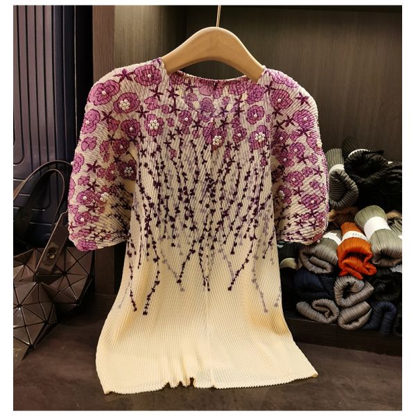Women's Summer Thin Heavy Duty Nail Bead Printed Loose Look, Small and Fresh Literary Forest Women's T-shirt, Women's Top