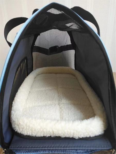 Nice Quality Large Capacity Dog Outdoor Bag Portable Pet Carrier Breathable Cage For Dog Cat