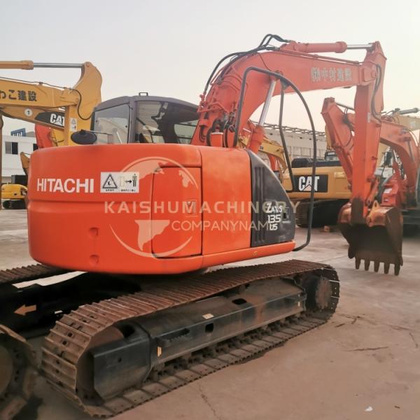 Buena condición 12 toneladas Hitachi ZX 135 Excavadora con motor ISUZU original de Japón