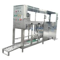 Embotelladora 100BPH del agua automática del ANIMAL DOMÉSTICO de 5 galones con la función que capsula que se lava