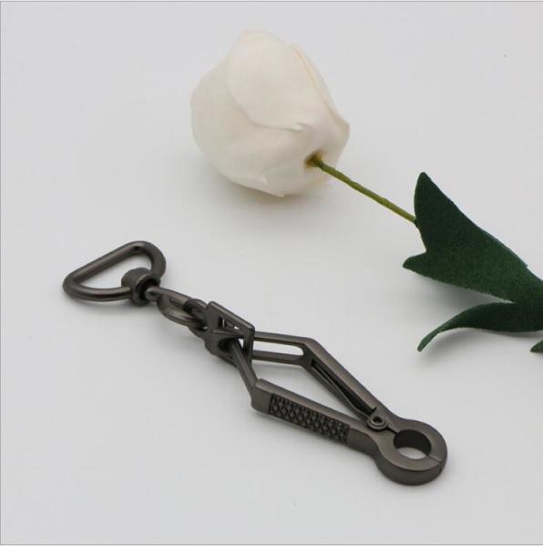 Factory direct sales specifications complete variety of zinc alloy d ring snap hook,metal snap hook with gunmetal color