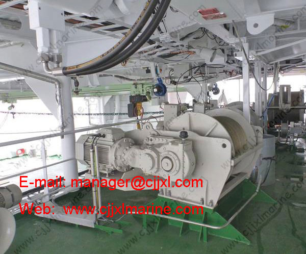 Made in China Hydraulic Cargo Ship  Shark Jaw and Towing Pin