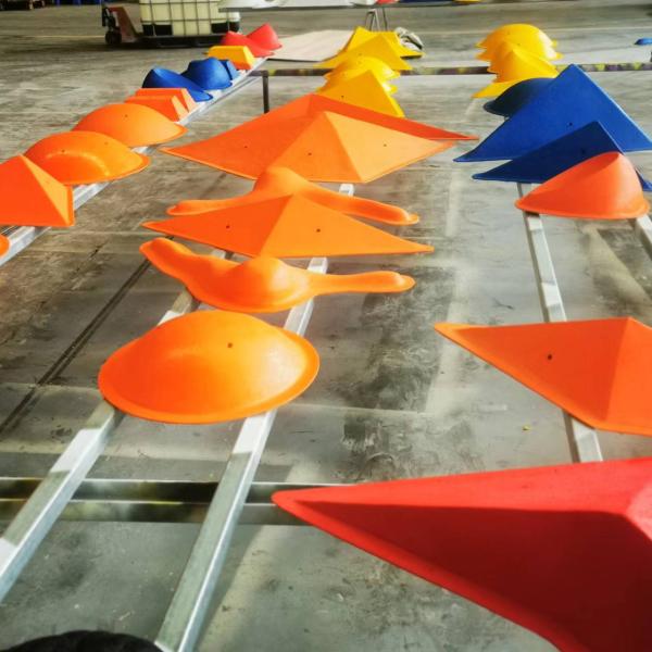 Тома скалолазания CE ROHS подгонянными томами стены места взбираясь прибегают