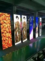 lente 1200 portative d'intérieur d'affiche de Signage d'écran du lancement LED de pixel de 2.5mm pour le centre commercial