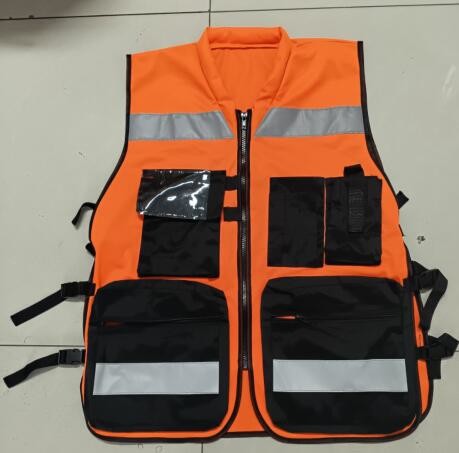 Hi Vis Vest With Pockets Polyester Safety Vest For Highway  Airport Traffic