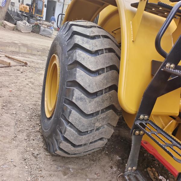 Heavy Duty Sand Digging with Original Japan Used Caterpillar 966H Wheel Loader