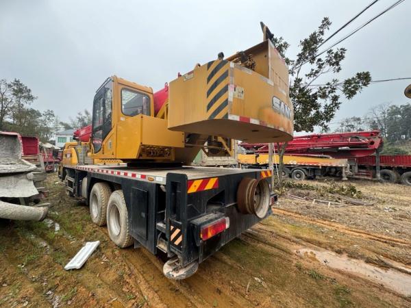 Rouge et jaune Mini S abordable Toute grue de camion Grue mobile 25T pour la construction