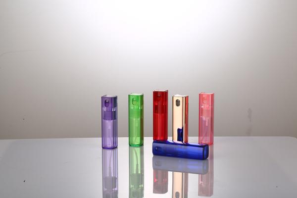 Customized Colour 10ml Perfume Bottle Square Shape Plastic Perfume Bottle