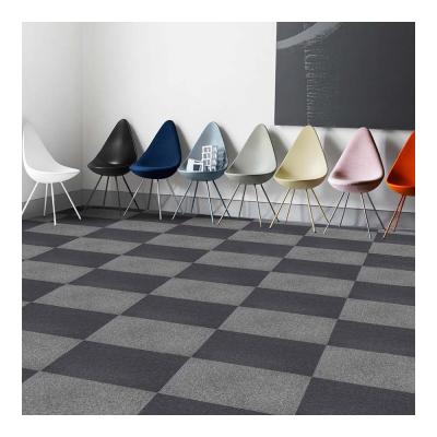 Le message publicitaire de jacquard modulaire tapissent avec le support pp de bitume tapissent des tuiles