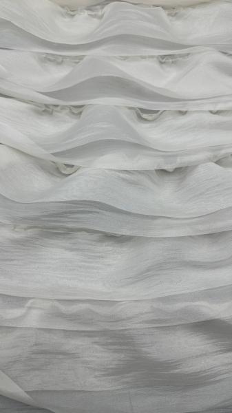 Elegant And Durable Mesh Fabric Lace Fabric For Wedding And Birthday Occasions