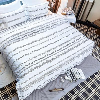 100% Cotton Printed Hotel Bedding Sets Bed Linens Customized Logo Accepted
