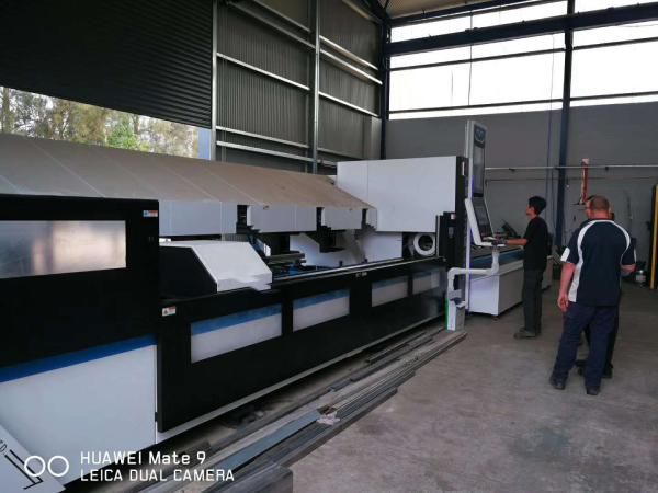 RL3015 1070nm 0.8KW 1KW 1.5KW Laser Cutting Pipe Machine