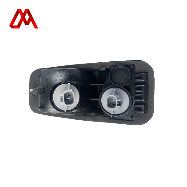 8-98039776-2 Truck Door Marker Light Replacement for Isuzu 4HK1 700P