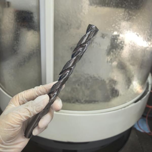 High Hardness Deep Hole Solid Carbide Twist Drill Bit 16mm With Internal Coolant