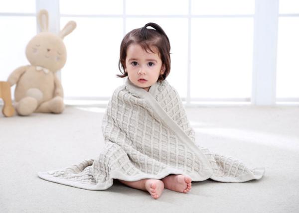 Knitted Personalized Cotton Baby Blankets , Customized Oblong Unique Baby Bedding Sets