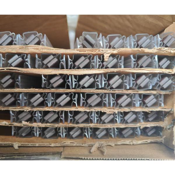 Light Weight Shower Door Seal Strip Waterproofing Vertical Shower Door Seal Strip