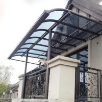 Sem esforço para melhorar o espaço exterior Alumínio Quadro Policaronato Toldo Anti-UV Revestimento de vários tamanhos