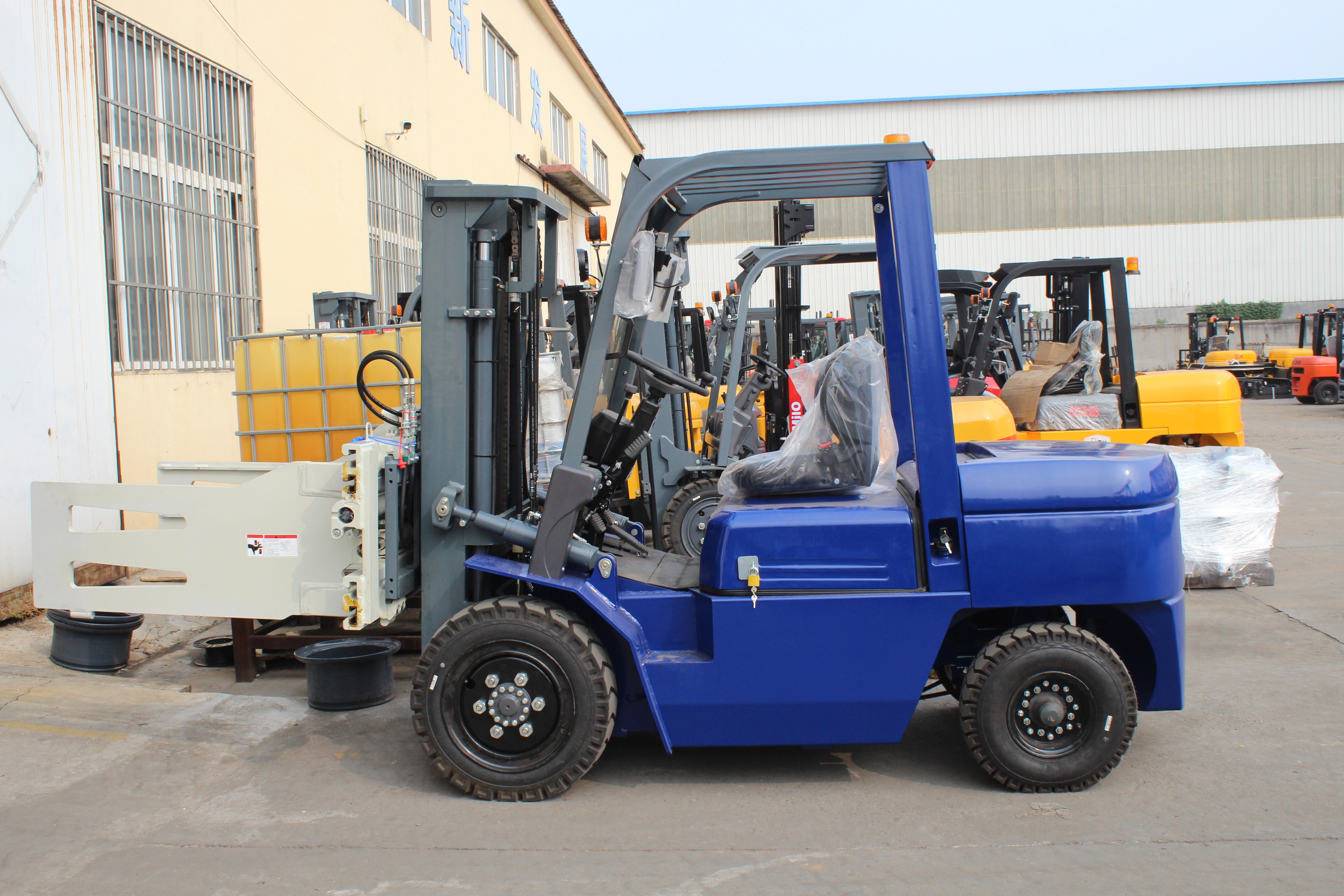 Heavy Duty Diesel Forklift Truck 8 Ton CPCD80 with Hydraulic Steering and Container Mast for Industry