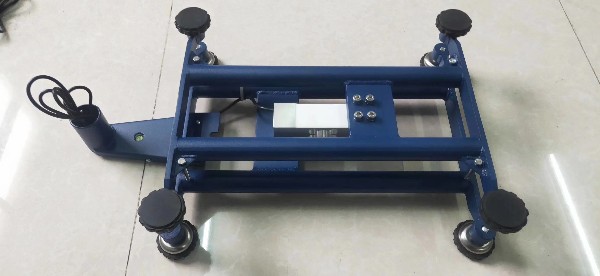 Échelle en acier léger 450x550mm 300kg avec affichage LED WIFI