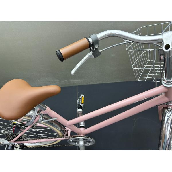 Bicicletas elegantes para viajeros urbanos con manillar plano Bicicleta rosa de 6 velocidades