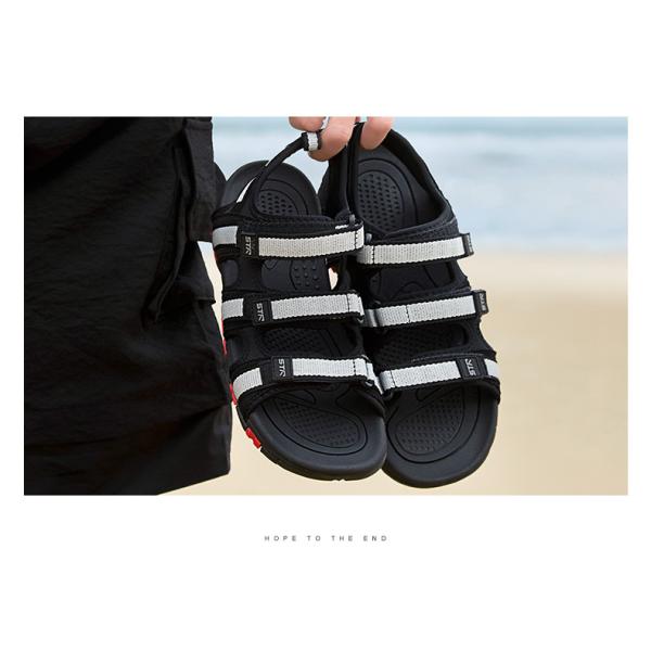 Portable Womens Black Walking Sandals Screen Print Type Slides Style