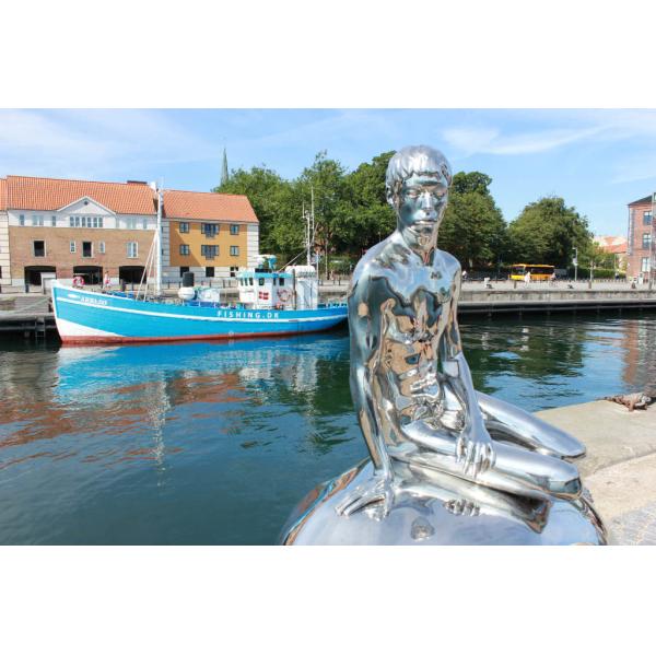 Figure grandeur nature moderne grande sculpture d'homme en acier inoxydable extérieur