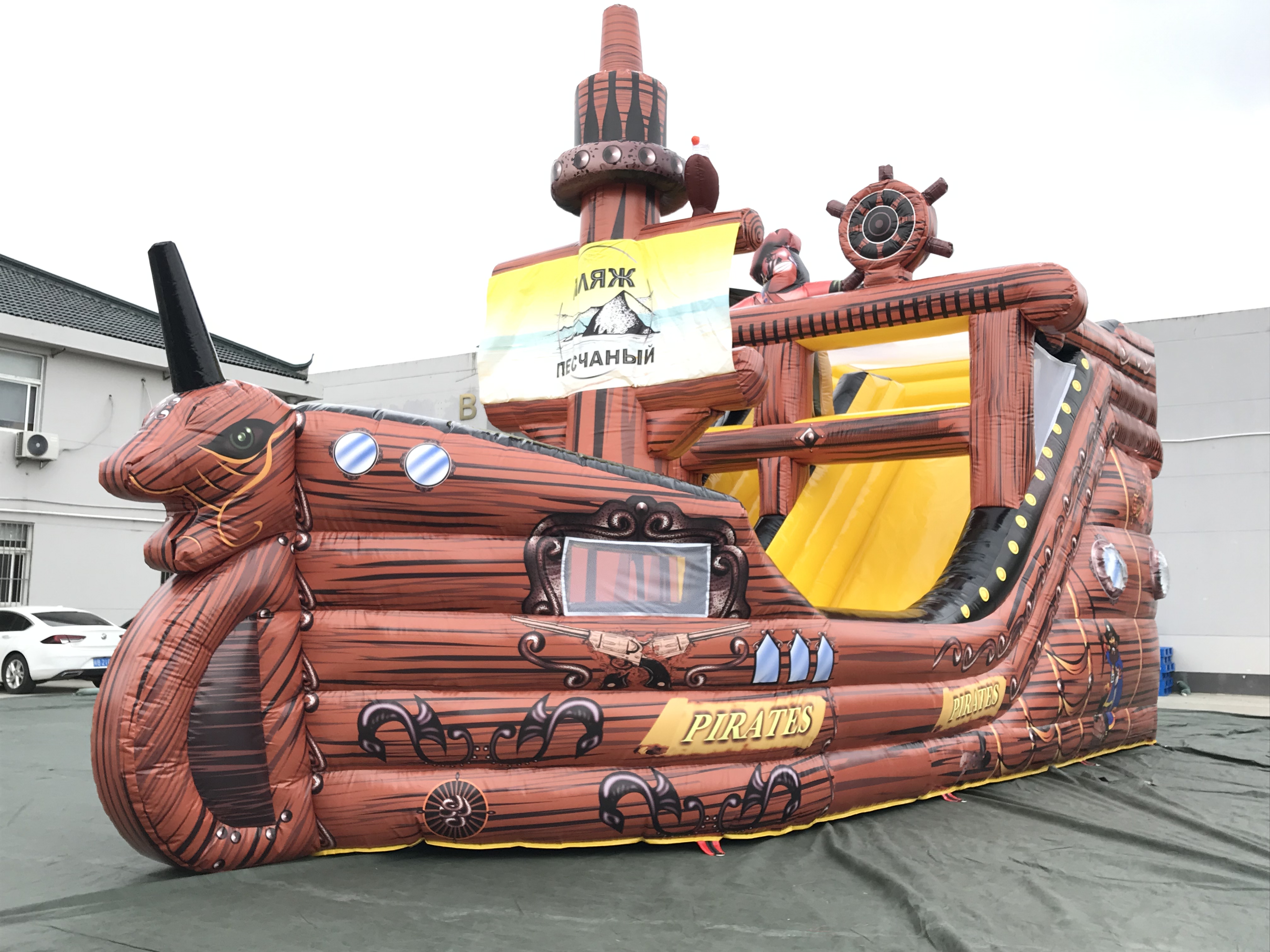2026 New Outdoor Inflatable Fun City Playground Equipment Inflatable Pirate Ship Slide for Kids and Adults