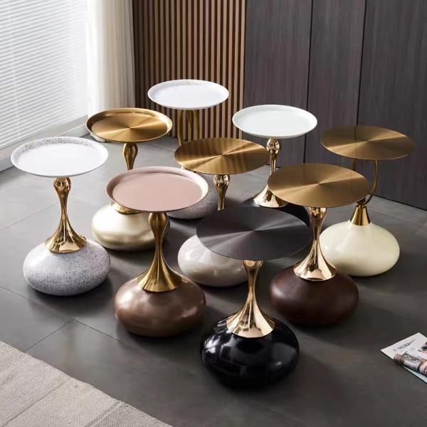 Golden Stainless Steel Hotel Furniture Table With Lovely Round Base Rock Plate
