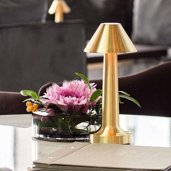 CE Retro Rechargeable Gold Table Lamp Desk Wireless Desk Light