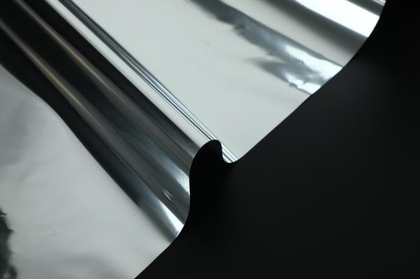 Precision-Optical Multilayer Metallized Polyester Film‌ ‌Integrated Gas-Phase Barrier System for Luxury-Grade Packaging