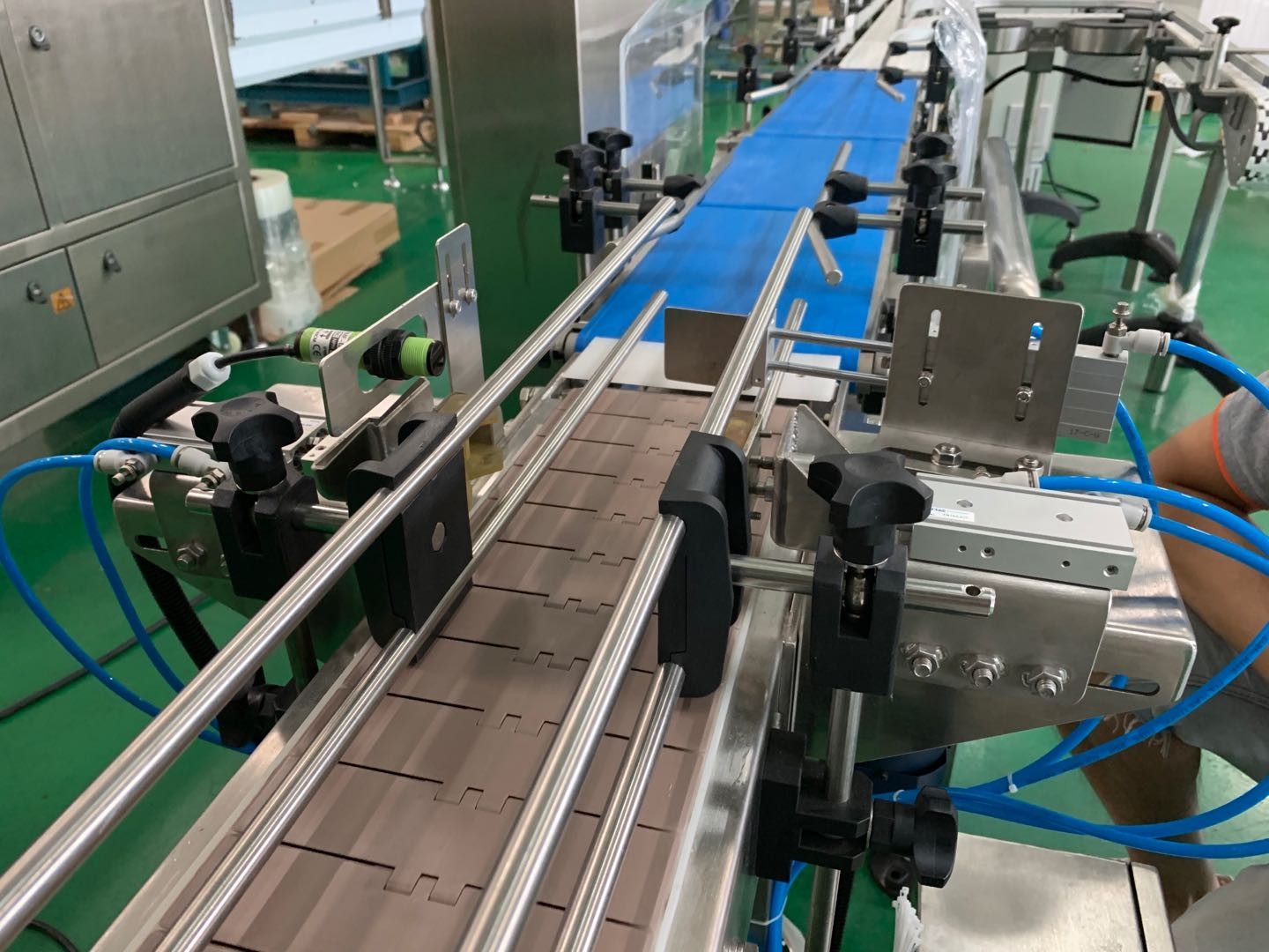 200 Checkweighers WPM динамических утяжеляют ленточный транспортер системы контроля с режектором для опарников
