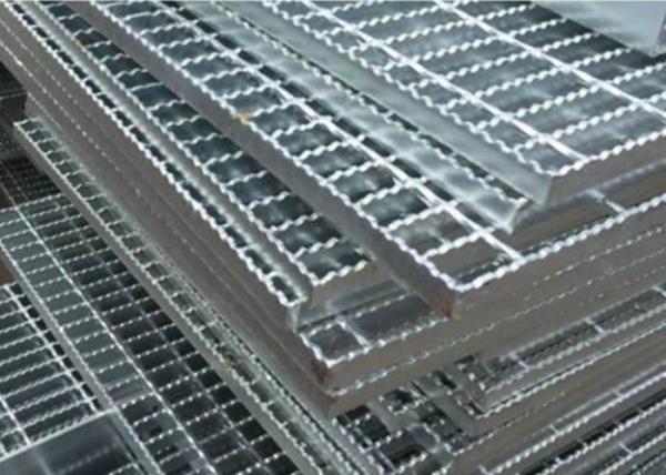 19-W-4 serrilhou aço galvanizado grating/aberto de aço dos passos de escada da grelha