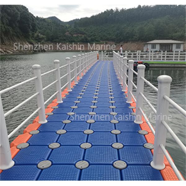 кубы плавучего дока пластикового понтона 500x500x400mm модульные для водных лыж