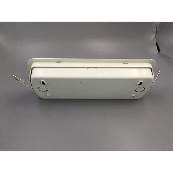 Emergency Rechargeable LED Light with Ni-Cd Battery and Fire Resistance ABS for 3 Hours Duration Time