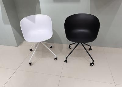54.5cm 50cm Plastic Rolling Office Chair PP Stackable Training Room Chairs