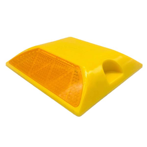 Yellow Plastic Road Reflectors Highway Traffic Safety Road Reflectors