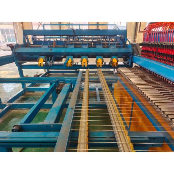 Airport Fence Wire Diameter 3.7mm Mesh 50*200mm Wire Mesh Welding Machine
