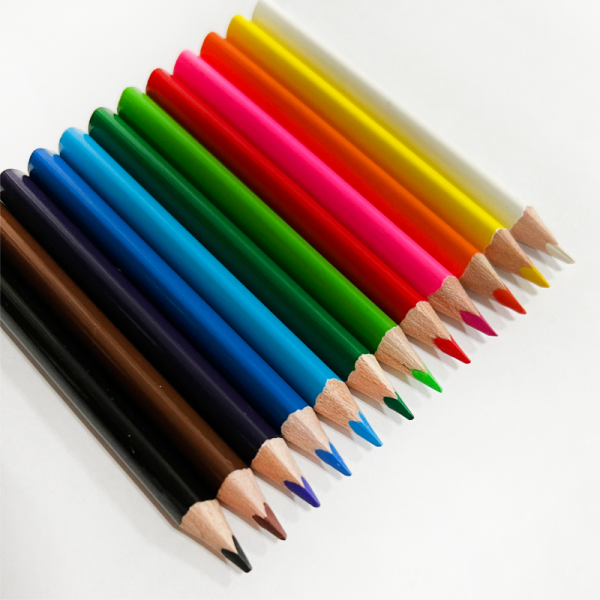 Wholesale 3.5 Inch 12PCS Premium Colored Kids Drawing Short Wooden Triangle Color Pencil