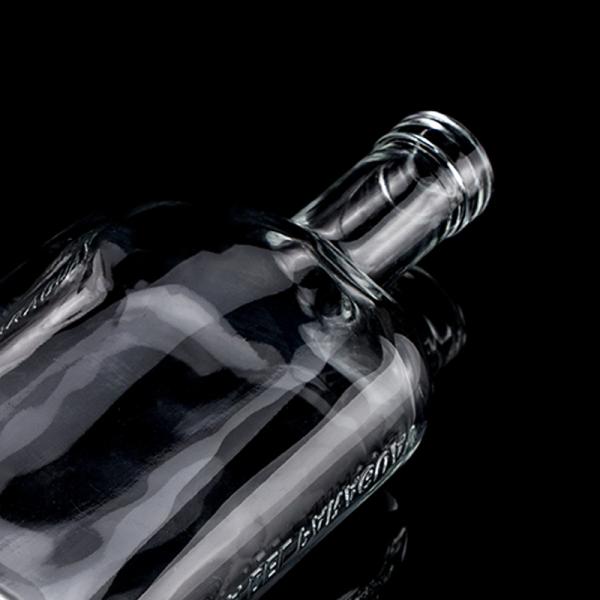 Glass Base Material Vodka Liquor Glass Bottle Different Size For Distilleries