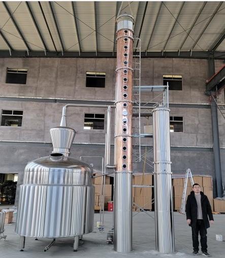 GHO 4000L Destilador de Moonshine de cobre de aço inoxidável para vinho para suporte técnico em vídeo