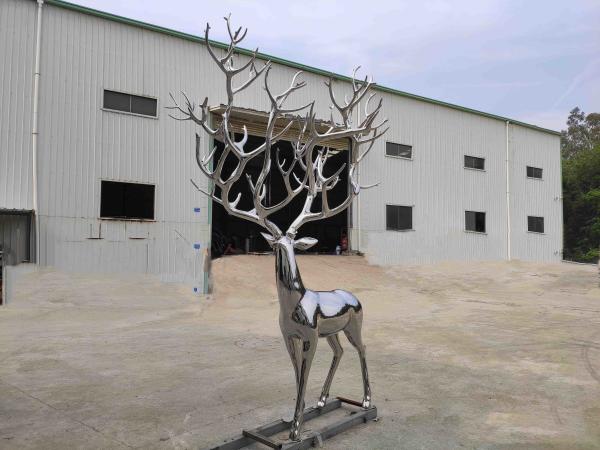 Large Metal Garden Sculpture , Outdoor Modern Sculpture Stainless Steel