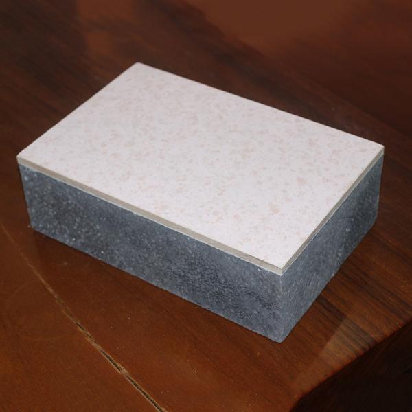 High Strength Fireproof Thermal Insulation Boards For Walls / Roof