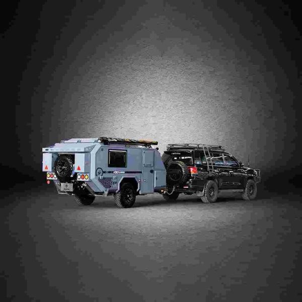 NJSTAR Hard Floor Off Road Camper Aluminum RV Trailer With Solar Panels