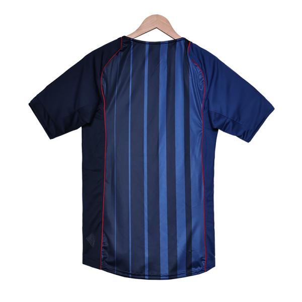 Barcelona 2004 retro away jersey pays tribute to the glory of the Ronaldinho era