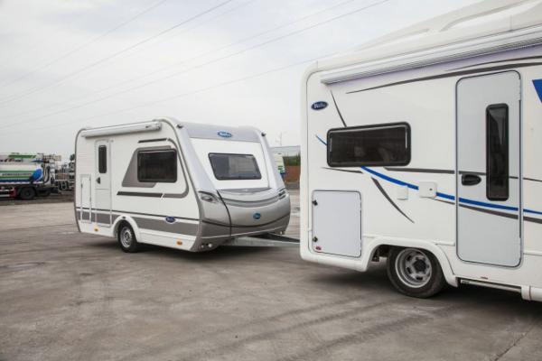 Reboque de acampamento recreacional da caravana do rv Motorhome com 50L Gray Water Tank 1000W