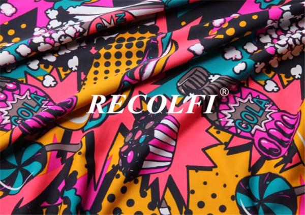 Sublimation Printing Poly Women'S Yoga Wear Fabric Close Fitting Embossed