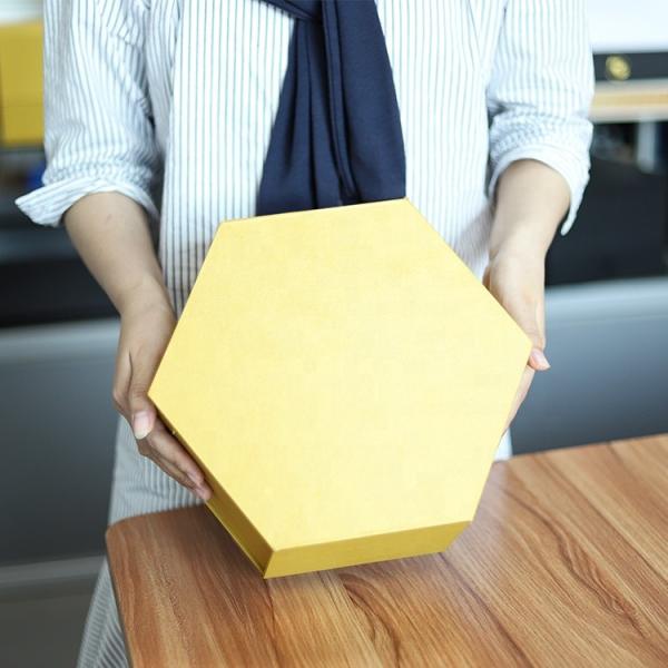 Professional Customization Golden Hexagon Video Packaging Box 7 Inch LCD Display Gift Box For Ring Flower Promotional