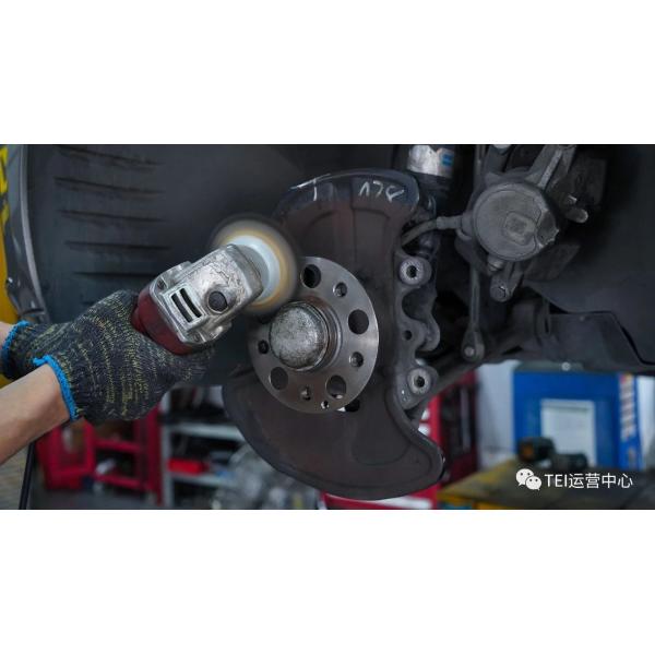 W204 Mercedes Big Brake Kit 17 Inch Car Rim Front 4 Piston Brake Kit Auto Brake System