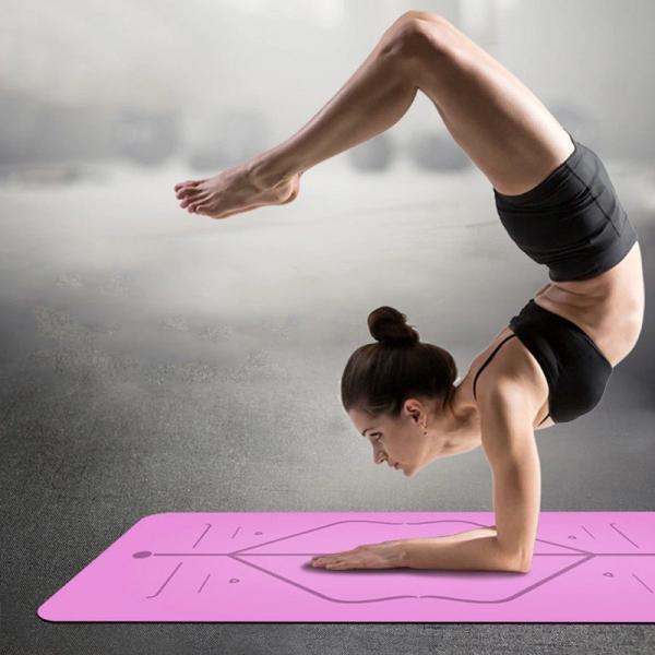 Non Slip Fitness Yoga Mat / TPE Yoga Mat Pilates Gym Exercise Sport Living Room Pads